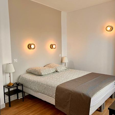 Studio 4 Pers Face Gare Sncf Appart Hotel Le Cygne D4 Bourges Exteriér fotografie